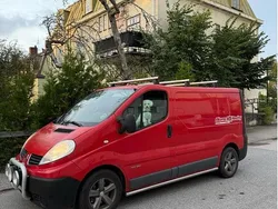 Röd Begagnad 2008 Renault Trafic Van | 28 000 kr (Bra pris)