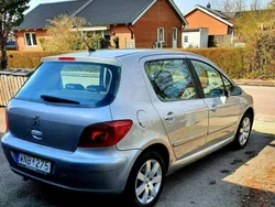 Grå Begagnad 2005 Peugeot 307 Griffe Halvkombi | 24 500 kr (Marknadspris)