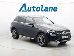 Cavansitblå metalliclack Begagnad 2021 Mercedes GLC300e AMG SUV | 419 900 kr (Marknadspris)