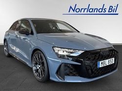 Kemoragrå metallic Ny 2024 Audi RS3 Sportback Sport Halvkombi | 749 000 kr (Bra pris)