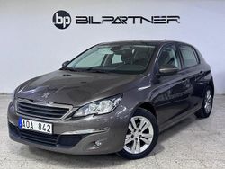 Mörkgrå (grå) Begagnad 2013 Peugeot 308 Active Halvkombi | 69 900 kr (Marknadspris)