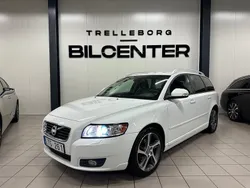 Vit Begagnad 2011 Volvo V50 Momentum Kombi | 79 900 kr (Dyr)