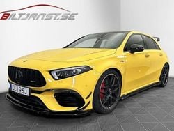 Gul Begagnad 2021 Mercedes A45 AMG AMG Halvkombi | 499 000 kr (Marknadspris)
