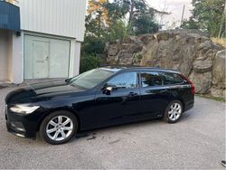 Svart Begagnad 2017 Volvo V90 Kinetic Kombi | 175 000 kr (Marknadspris)