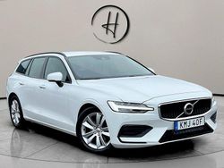 Vit Begagnad 2020 Volvo V60 Kombi | 245 000 kr (Marknadspris)