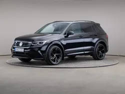 Svart Begagnad 2022 VW Tiguan R-line SUV | 329 000 kr (Bra pris)