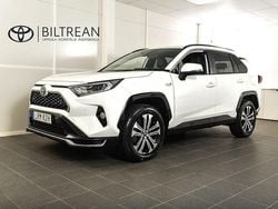 Vit Begagnad 2021 Toyota RAV4 Hybrid Edition SUV | 324 900 kr (Marknadspris)