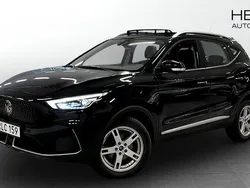 Svart (black) Begagnad 2021 MG ZS Luxury Sedan | 249 900 kr (Bra pris)