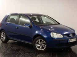 Ljusblå (blå) Begagnad 2005 VW Golf IV Halvkombi | 29 900 kr (Lite dyr)