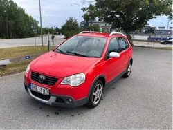 Röd Begagnad 2008 VW Polo Cross S Halvkombi | 28 500 kr