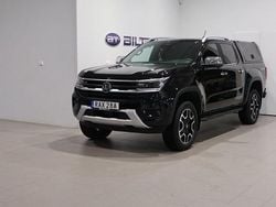 Midnight black metallic Begagnad 2023 VW Amarok Style Pickup | 685 000 kr (Marknadspris)
