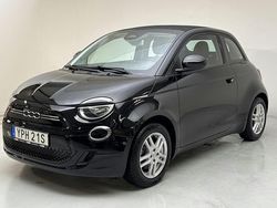 Svart Begagnad 2022 Fiat 500e Cab | 159 000 kr (Superpris)
