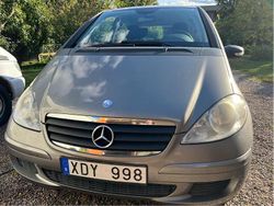 Grå Begagnad 2006 Mercedes A170 Classic Halvkombi | 23 900 kr (Marknadspris)