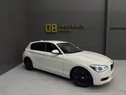 Vit Begagnad 2013 BMW 116 Halvkombi | 89 800 kr (Marknadspris)