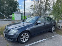 Mörkgrå (grå) Begagnad 2009 Mercedes C200 Sedan | 54 900 kr (Bra pris)