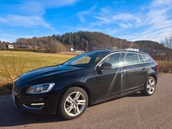 Svart Begagnad 2016 Volvo V60 Momentum Kombi | 129 900 kr (Marknadspris)