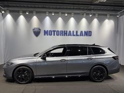 Grå Ny 2026 VW Passat R-line Kombi | 579 000 kr (Marknadspris)