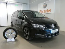 Svart Begagnad 2017 VW Sharan Minibuss | 228 900 kr (Marknadspris)