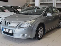 Ljusgrå Begagnad 2008 Toyota Avensis Business Edition Sedan | 89 000 kr (Marknadspris)