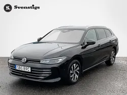 Svart Begagnad 2024 VW Passat Business Kombi | 368 700 kr (Lite dyr)