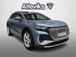 Blå Begagnad 2023 Audi Q4 e-tron Comfort SUV | 439 900 kr (Marknadspris)
