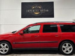 Röd Begagnad 2004 Volvo V70 Business Edition Kombi | 34 500 kr (Dyr)