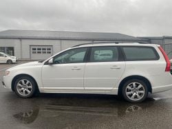 Vit Begagnad 2013 Volvo V70 Kombi | 99 800 kr (Marknadspris)
