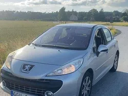 Grå Begagnad 2007 Peugeot 207 Sport Halvkombi | 21 000 kr (Bra pris)