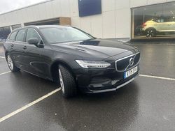 Svart Begagnad 2019 Volvo V90 Momentum Kombi | 210 000 kr (Marknadspris)