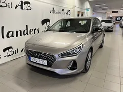Brun Begagnad 2017 Hyundai i30 Comfort Halvkombi | 129 900 kr (Dyr)