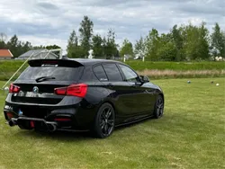Svart Begagnad 2018 BMW M140 M Sport Halvkombi | 354 900 kr (Marknadspris)