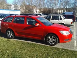 Röd Begagnad 2010 Skoda Octavia Kombi | 29 000 kr (Superpris)