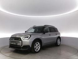 Grå Begagnad 2024 Mini Countryman SUV | 444 900 kr