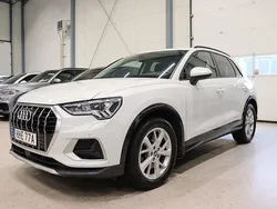 Vit Begagnad 2019 Audi Q3 SUV | 299 900 kr (Lite dyr)