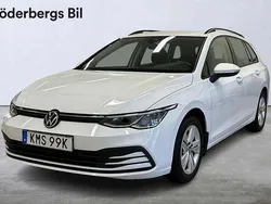 Vit Begagnad 2022 VW Golf VIII Life Kombi | 258 500 kr (Marknadspris)