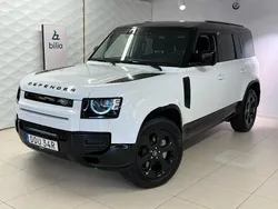 Vit Begagnad 2024 Land Rover Defender SE Dynamic SUV | 1 095 000 kr (Marknadspris)