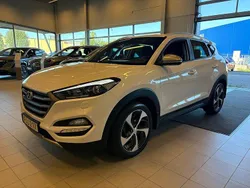 Vit Begagnad 2017 Hyundai Tucson SUV | 218 000 kr (Marknadspris)