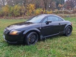 Svart Begagnad 2001 Audi TT Sportkupé | 32 000 kr (Marknadspris)