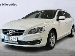 Vit Begagnad 2013 Volvo V60 Momentum Kombi | 87 500 kr (Bra pris)