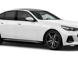 Vit Ny 2025 BMW 530e Comfort Edition Sedan | 797 300 kr (Lite dyr)