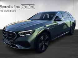 Grön (green) Begagnad 2025 Mercedes E300 Kombi | 883 900 kr