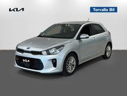 Grå (silky silver) Begagnad 2017 Kia Rio Advance Halvkombi | 159 900 kr (Bra pris)