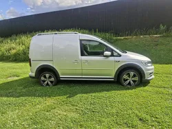Silver Begagnad 2017 VW Caddy Edition Minibuss | 160 000 kr (Lite dyr)