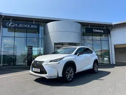 Vit Begagnad 2015 Lexus NX300h Sport Line SUV | 279 000 kr (Lite dyr)