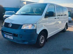 Vit Begagnad 2007 VW Caravelle Minibuss | 99 000 kr (Superpris)
