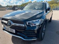 Svart Begagnad 2022 Mercedes 300 AMG Sedan | 435 000 kr