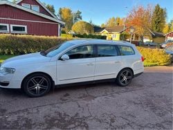 Vit Begagnad 2010 VW Passat Sportline Kombi | 52 000 kr (Lite dyr)