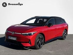 Röd (kings red metallic black) Begagnad 2025 VW ID.7 GTX Sedan | 619 900 kr (Superpris)