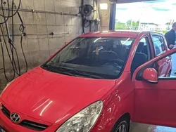 Röd Begagnad 2011 Hyundai i20 Halvkombi | 30 000 kr (Bra pris)