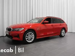 Röd Begagnad 2022 BMW 330e Kombi | 319 500 kr (Superpris)